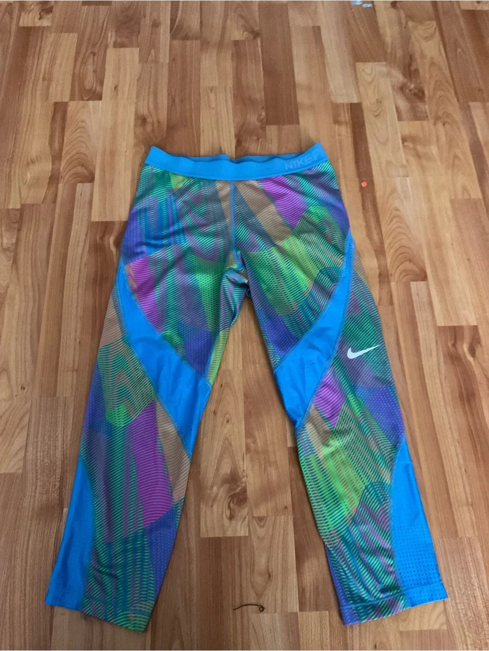 Nike Multicolor Capri Leggings with Blue Panels